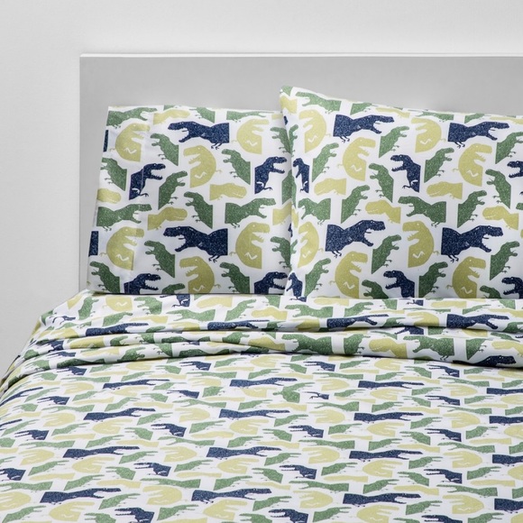 Pillowfort Bedding Colossal Chomp Dinosaur Microfiber Queen Sheet